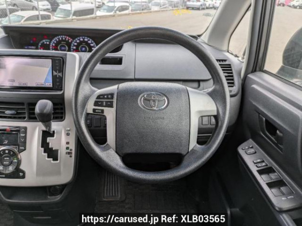 Used 2010 AT toyota noah ZRR75G Image[20]
