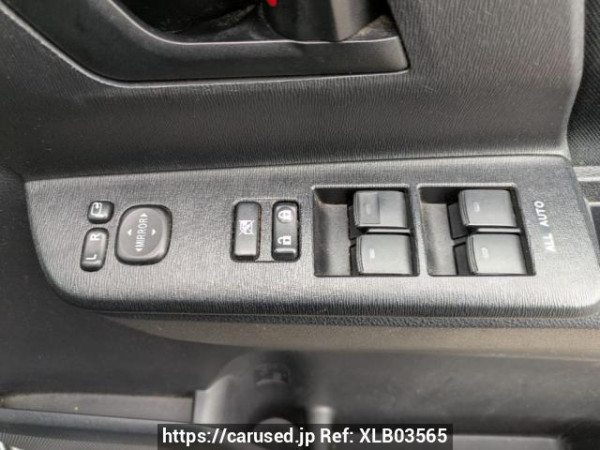 Used 2010 AT toyota noah ZRR75G Image[30]