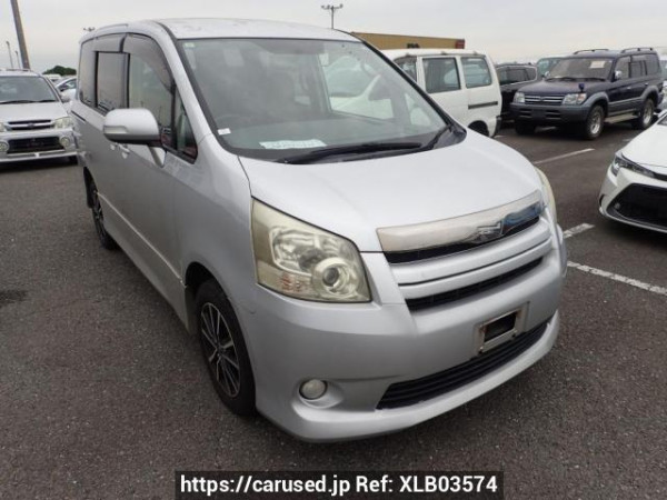 Used 2008 AT toyota noah ZRR75W Image[0]
