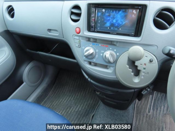 Used 2004 AT toyota sienta NCP81G Image[29]