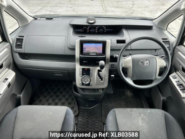 Used 2008 AT toyota noah ZRR70W Image[17]
