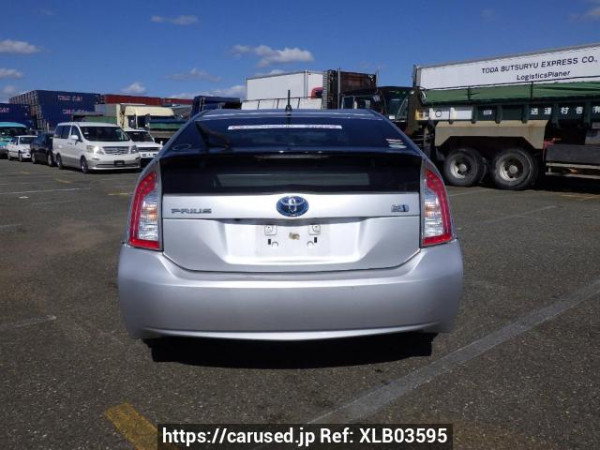 Used 2012 AT toyota prius ZVW30 Image[5]