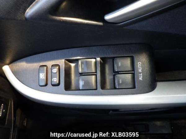 Used 2012 AT toyota prius ZVW30 Image[17]