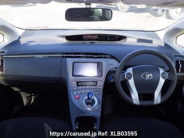 Used 2012 AT toyota prius ZVW30 Image[18]