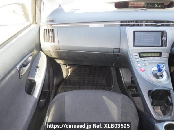 Used 2012 AT toyota prius ZVW30 Image[19]