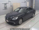 Toyota Crown Hybrid AWS210