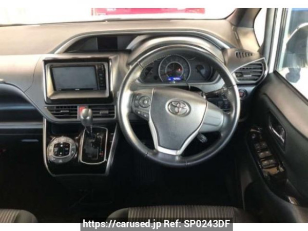 Used 2018 AT toyota voxy ZRR80W Image[2]