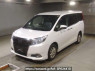 Used 2016 AT toyota esquire ZRR85G Image[0]