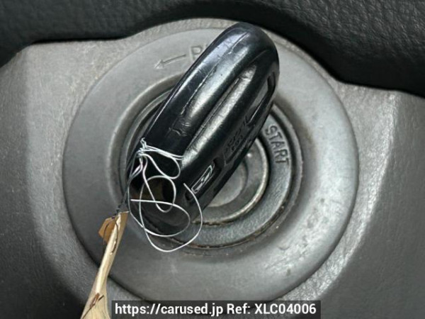 Used 2005 AT toyota hilux-surf TRN215W Image[26]