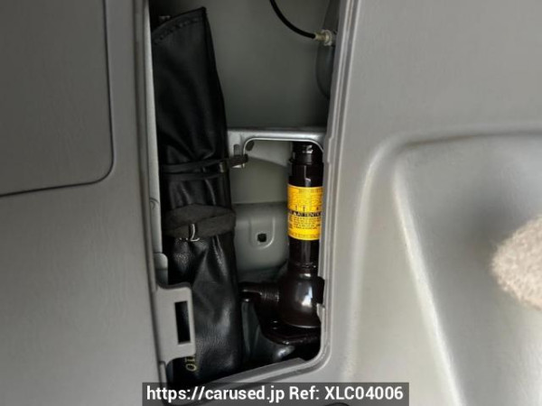 Used 2005 AT toyota hilux-surf TRN215W Image[42]