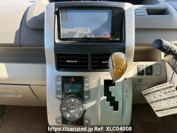 Used 2009 AT toyota noah ZRR70W Image[24]