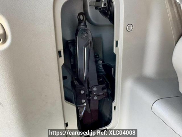 Used 2009 AT toyota noah ZRR70W Image[46]