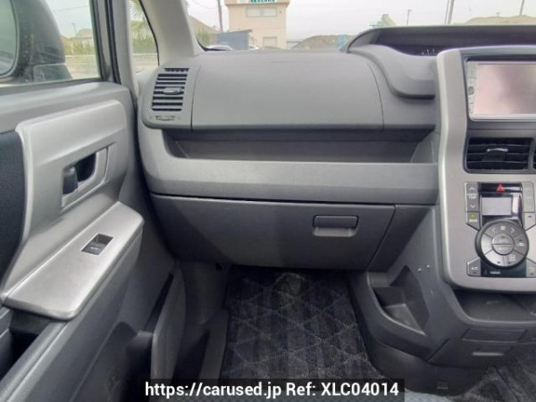 Used 2007 AT toyota noah ZRR70W Image[20]