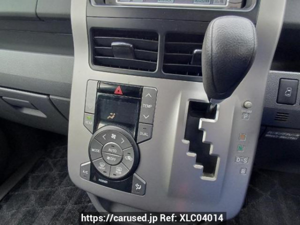 Used 2007 AT toyota noah ZRR70W Image[27]