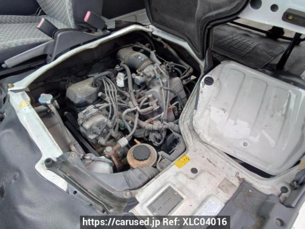 Used 2000 AT toyota regiusace-van RZH112V Image[9]