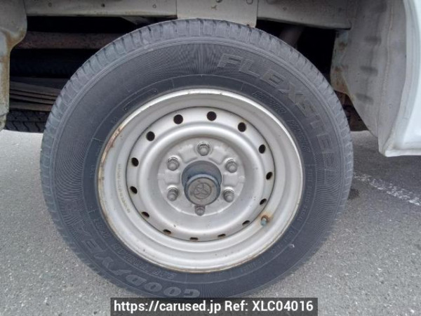 Used 2000 AT toyota regiusace-van RZH112V Image[30]