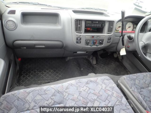 Used 2004 AT nissan caravan-bus DWMGE25 Image[18]