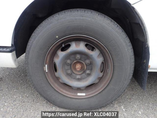 Used 2004 AT nissan caravan-bus DWMGE25 Image[24]