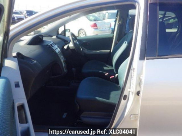 Used 2005 AT toyota vitz KSP90 Image[12]