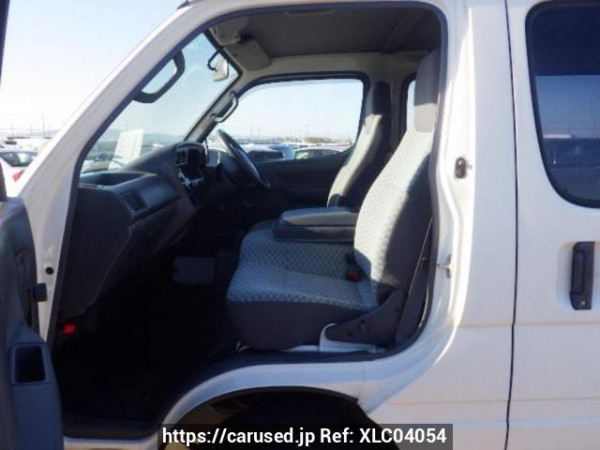 Used 2002 MT toyota hiace-van RZH112V Image[12]