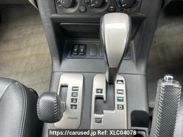 Used 2005 AT mitsubishi pajero V73W Image[27]