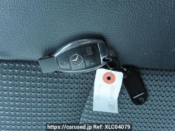 Used 2012 AT mercedes-benz v-class 639350T Image[31]