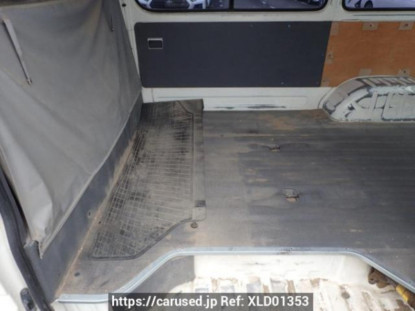 Used 2002 AT toyota hiace-van RZH102V Image[11]