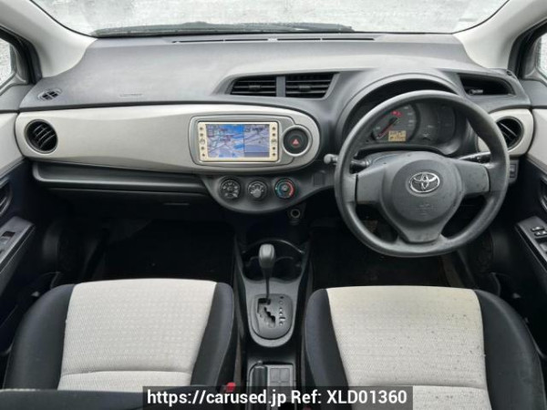 Used 2011 AT toyota vitz NSP130 Image[17]