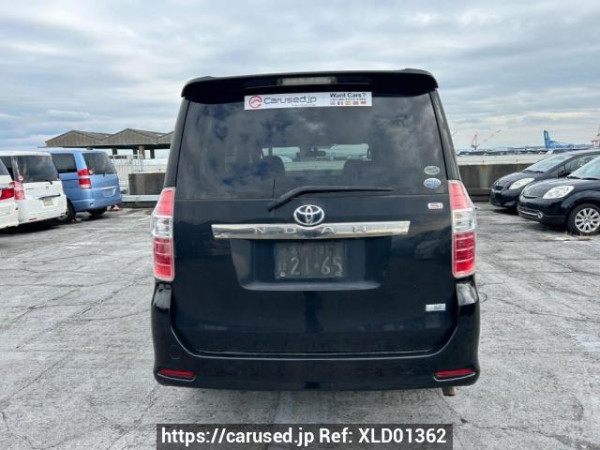 Used 2007 AT toyota noah ZRR70W Image[5]