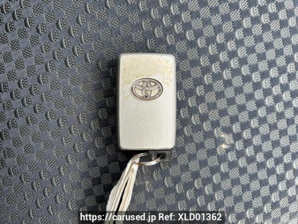 Used 2007 AT toyota noah ZRR70W Image[44]