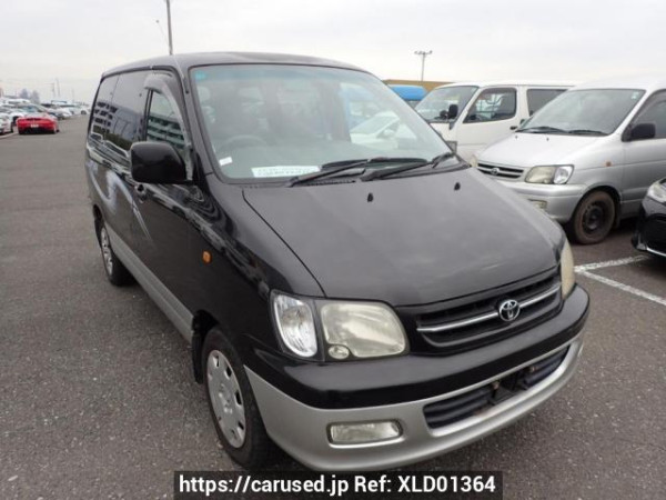 Used 2001 AT toyota townace-noah SR40G Image[0]