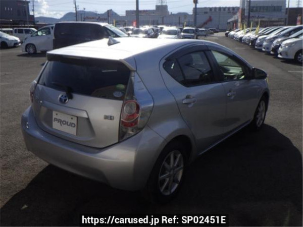 Used 2012 AT toyota aqua NHP10 Image[1]
