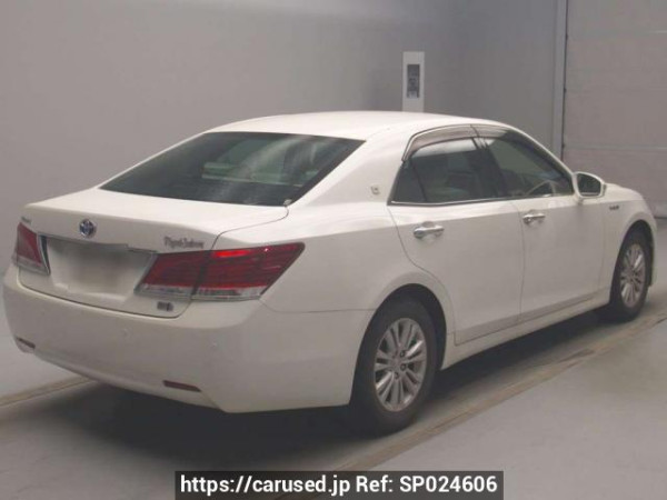 Used 2014 AT toyota crown-hybrid AWS210 Image[1]