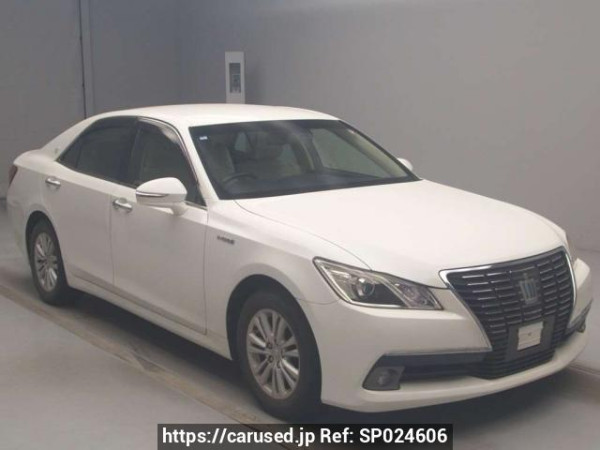 Used 2014 AT toyota crown-hybrid AWS210 Image[2]