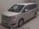 Toyota Noah ZRR80G