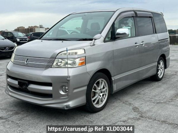 Used 2006 AT toyota voxy AZR60G Image[2]
