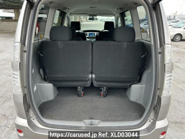 Used 2006 AT toyota voxy AZR60G Image[8]