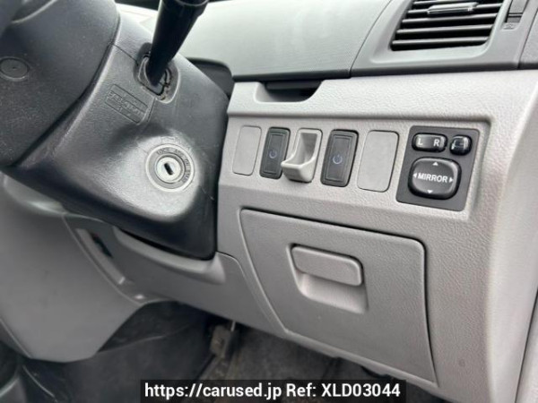 Used 2006 AT toyota voxy AZR60G Image[28]