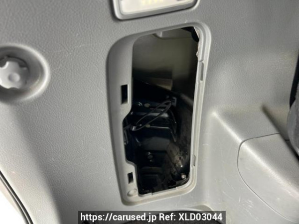 Used 2006 AT toyota voxy AZR60G Image[44]