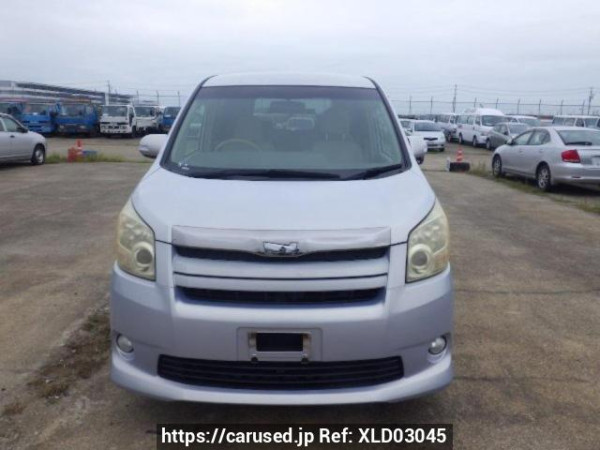 Used 2009 AT toyota noah ZRR70W Image[1]