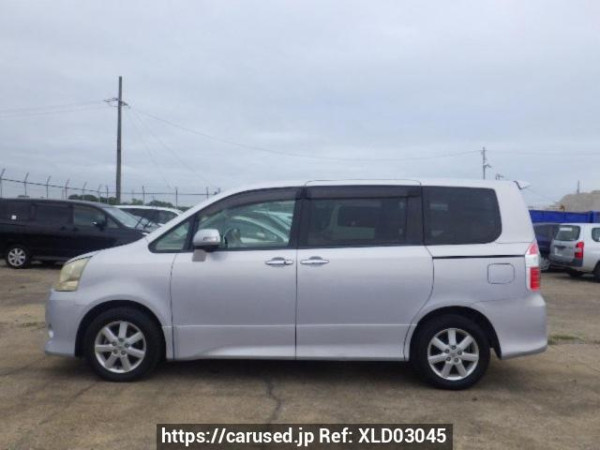 Used 2009 AT toyota noah ZRR70W Image[3]