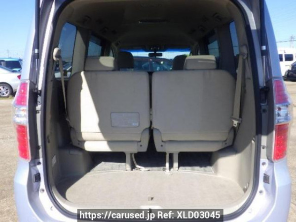 Used 2009 AT toyota noah ZRR70W Image[8]