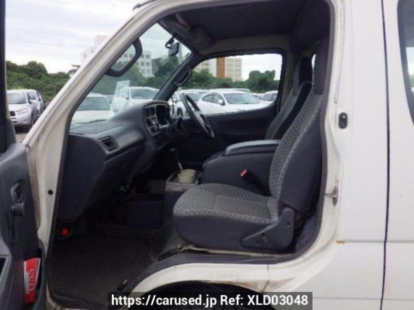 Used 2000 AT toyota hiace-wagon RZH111G Image[12]