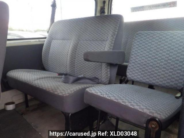 Used 2000 AT toyota hiace-wagon RZH111G Image[16]