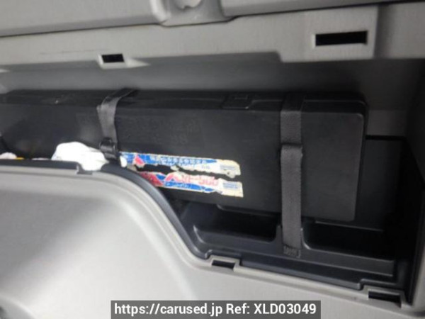 Used 2003 AT toyota hilux-surf RZN215W Image[39]