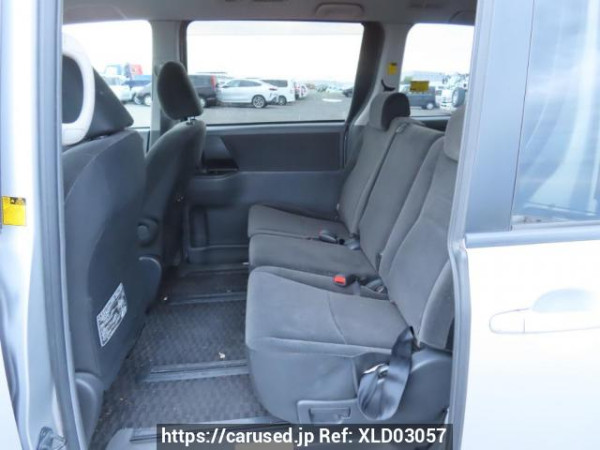Used 2007 AT toyota noah ZRR70G Image[17]