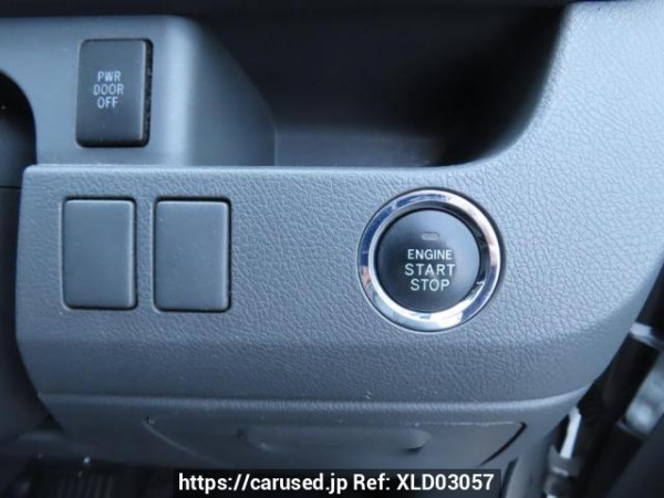 Used 2007 AT toyota noah ZRR70G Image[25]