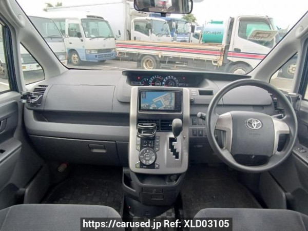 Used 2008 AT toyota noah ZRR70G Image[19]