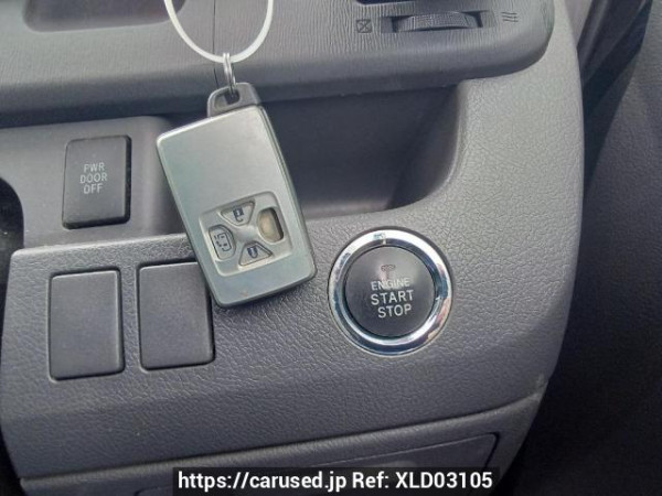 Used 2008 AT toyota noah ZRR70G Image[22]