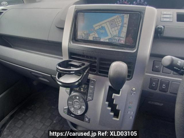 Used 2008 AT toyota noah ZRR70G Image[23]